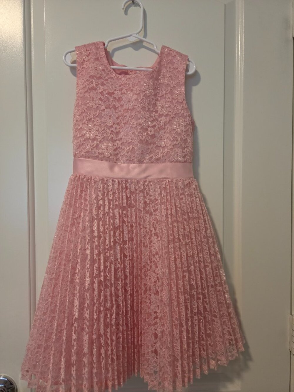 Girls Pink Lace Party Dress -Floral, size 7
